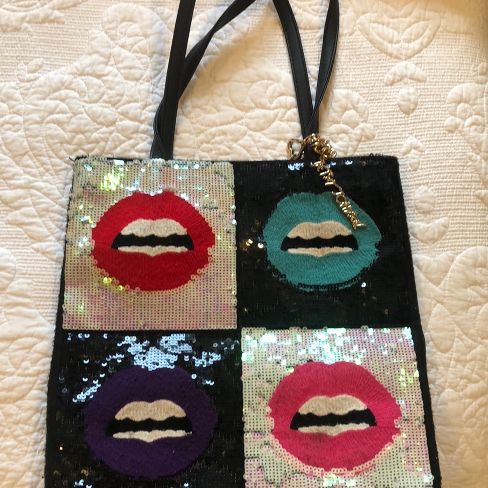 Betsy Johnson lips bag